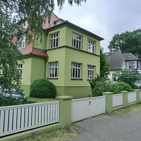 Lägenhet Strandstrasse 60 S14 *